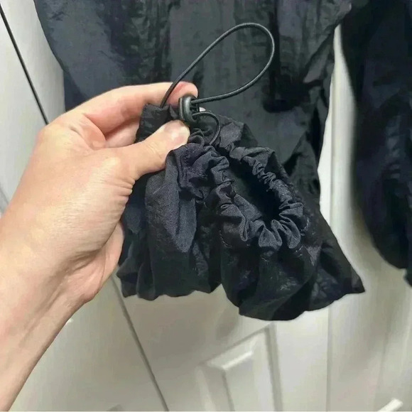 ARITZIA TNA Aviator Parachute pants size M - Picture 10 of 15